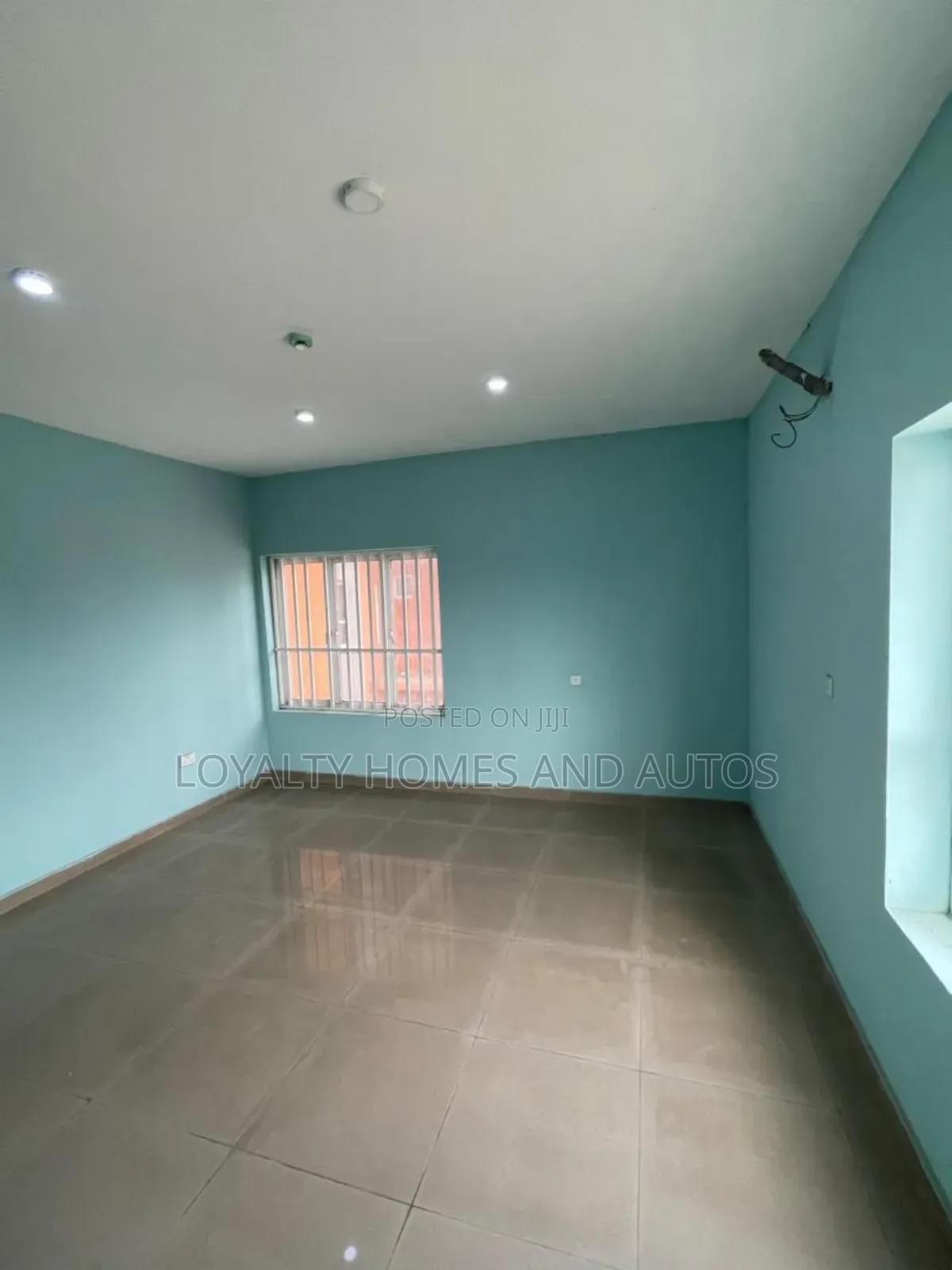 3bdrm Block of Flats in Amuwo Lagos Mainland for sale