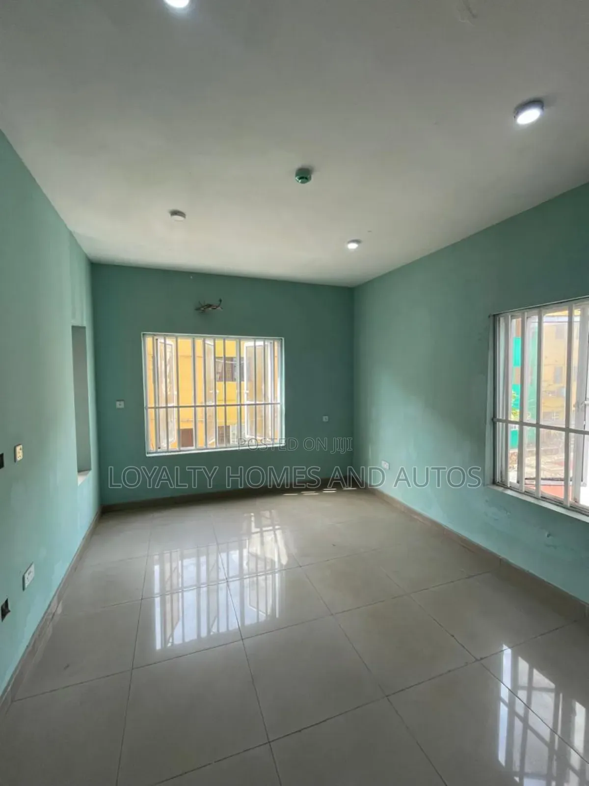3bdrm Block of Flats in Amuwo Lagos Mainland for sale