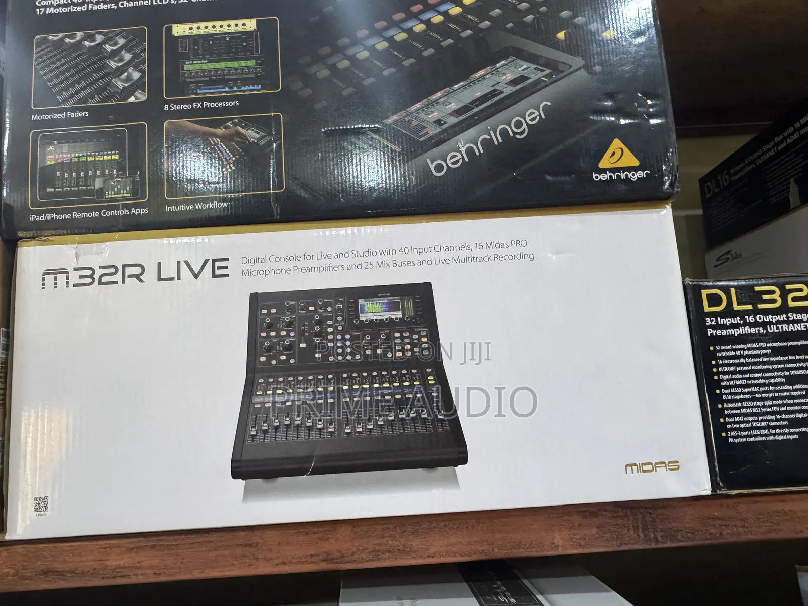 MIDAS M32R Live Digital Mixer