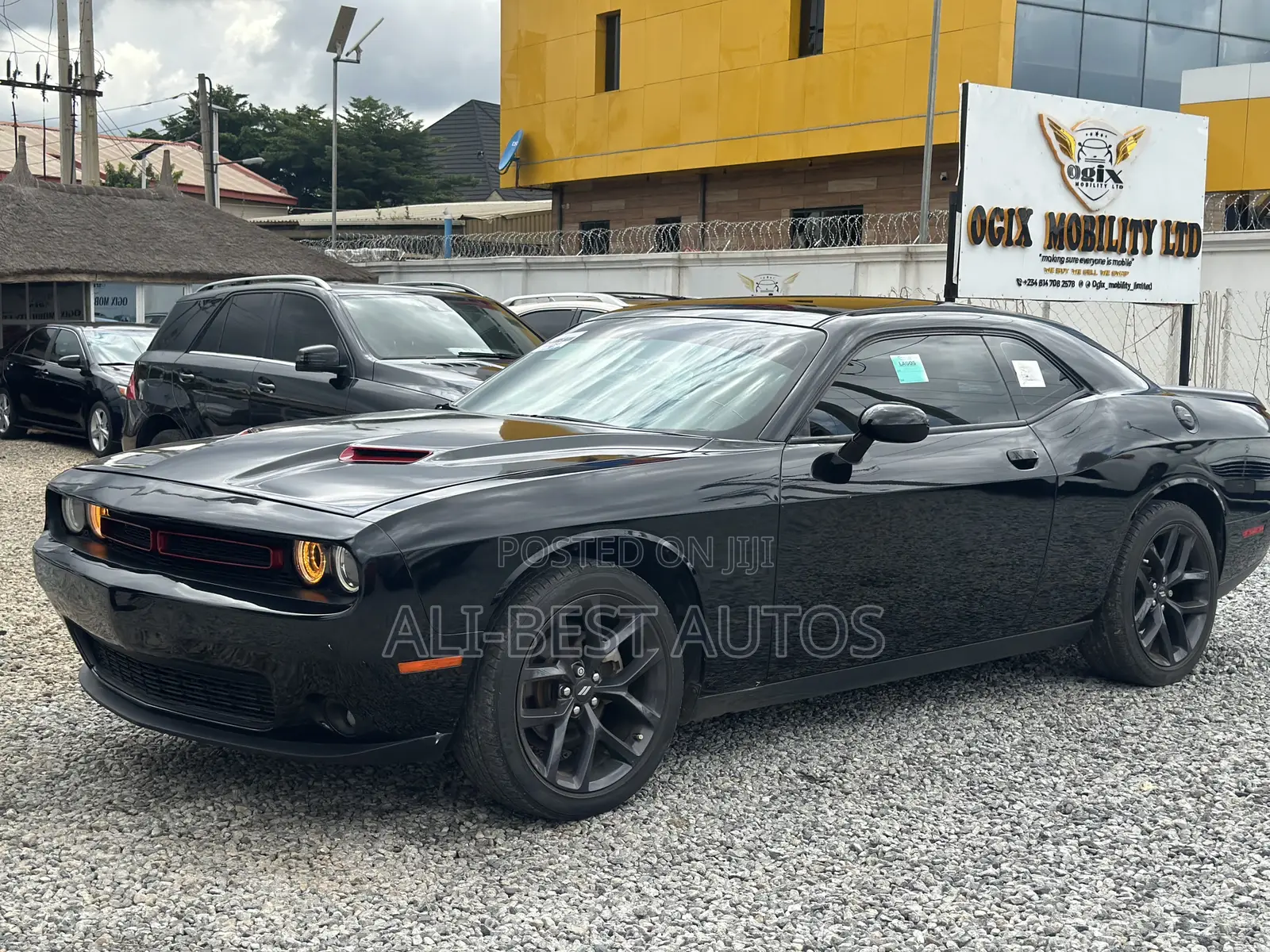 Dodge Challenger 2022 Black
