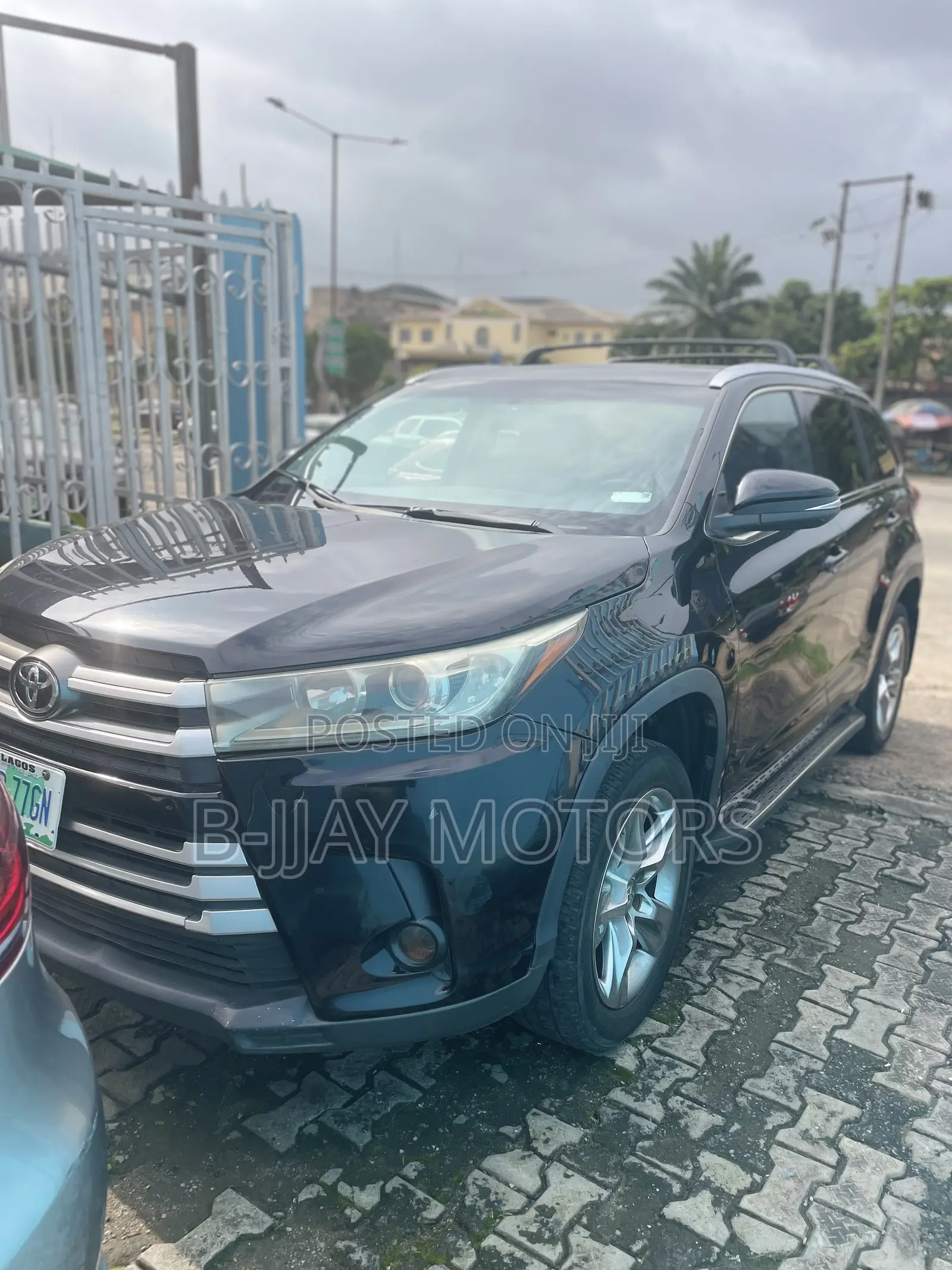 Toyota Highlander Limited Platinum 4dr SUV (3.5L 6cyl 6A) 2015 Black