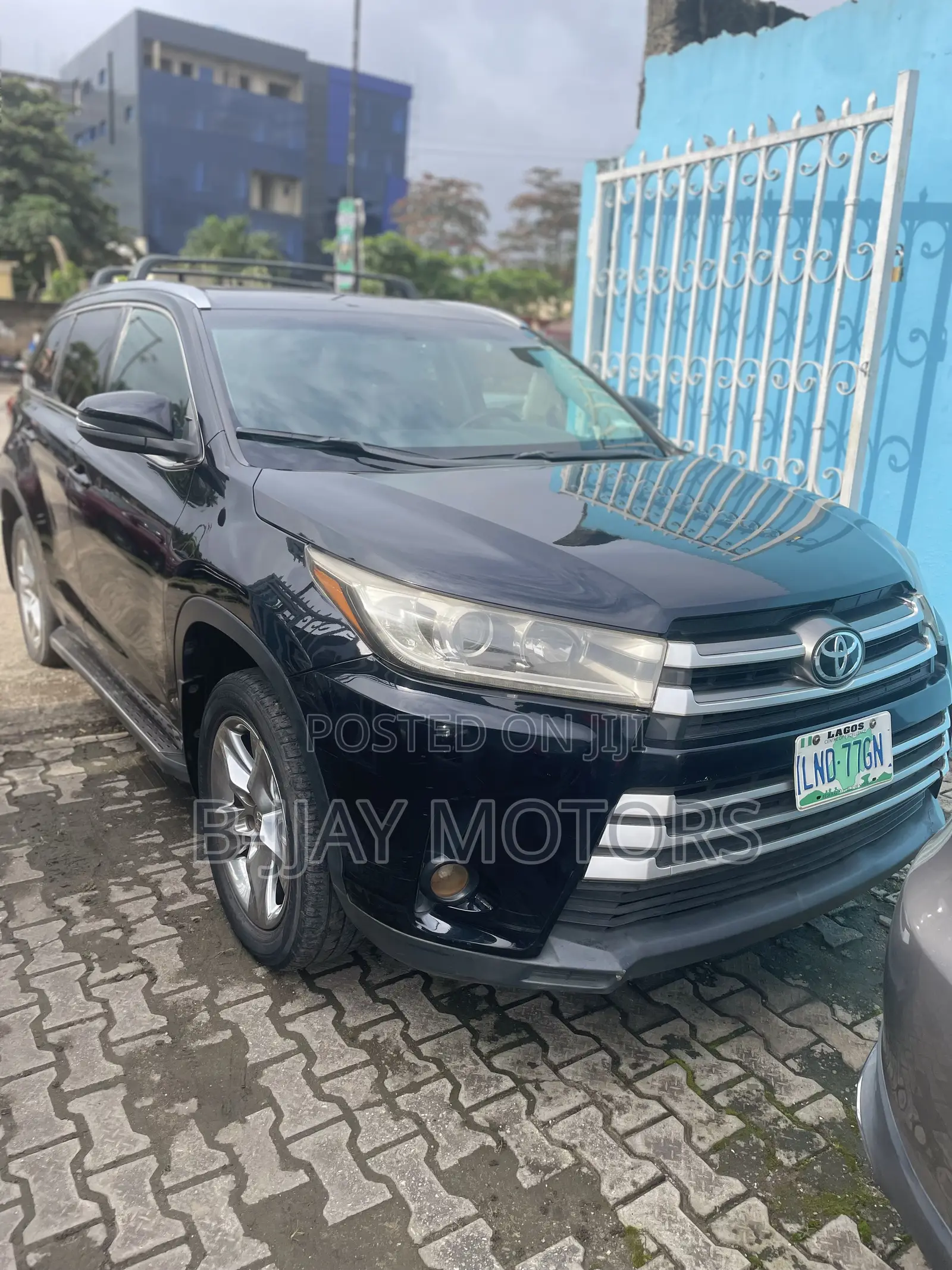 Toyota Highlander Limited Platinum 4dr SUV (3.5L 6cyl 6A) 2015 Black