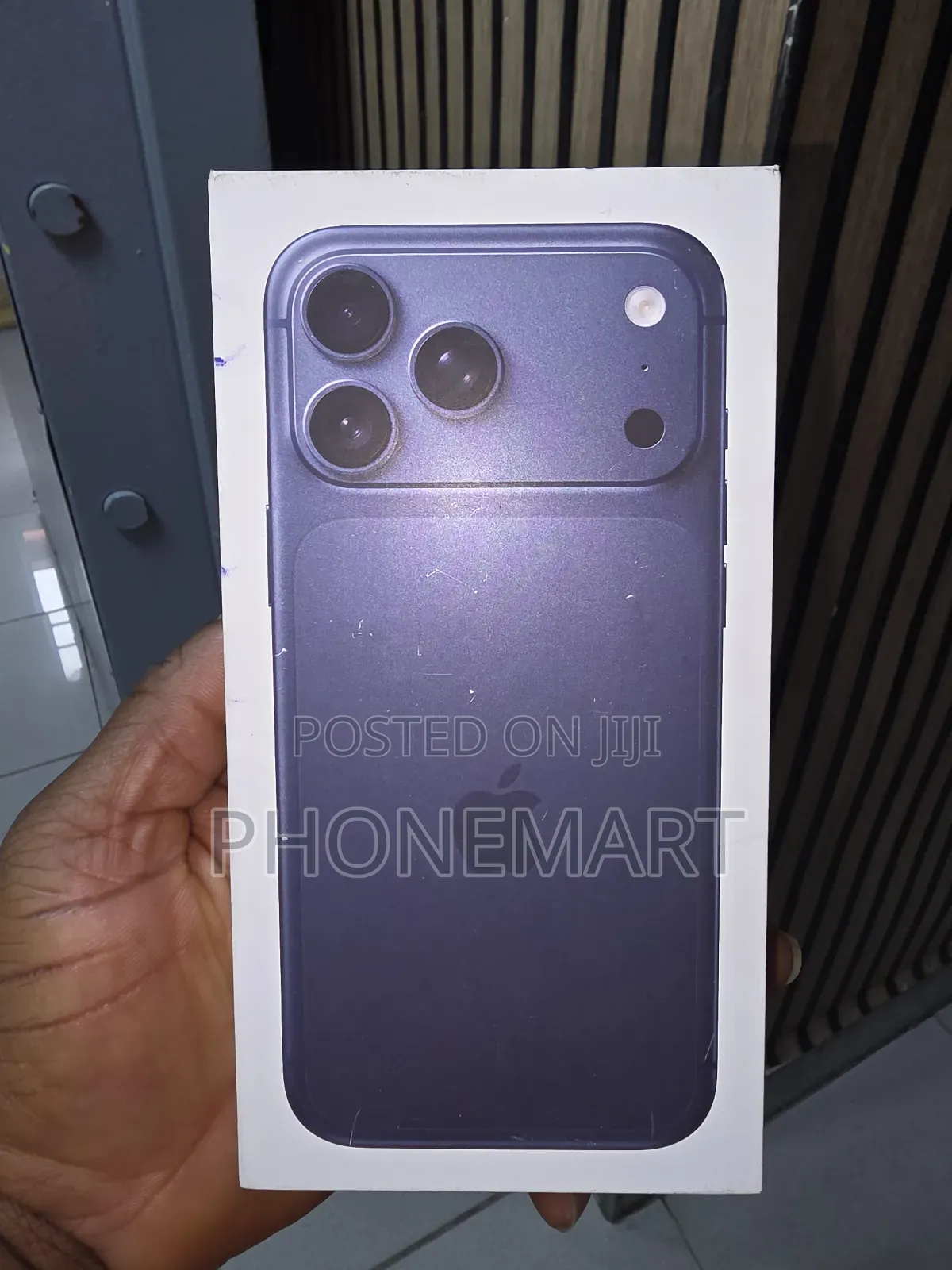 New Apple iPhone 17 Pro Max 256 GB Blue