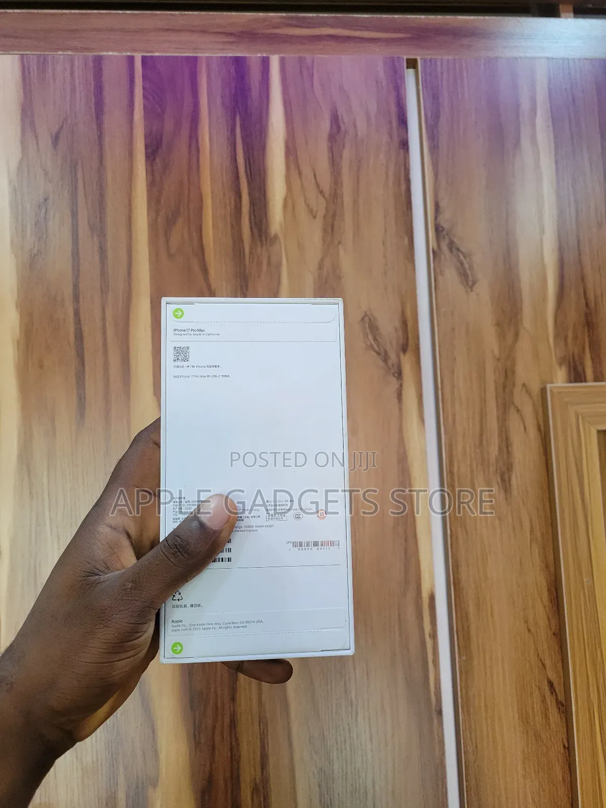 New Apple iPhone 17 Pro Max 256 GB Orange