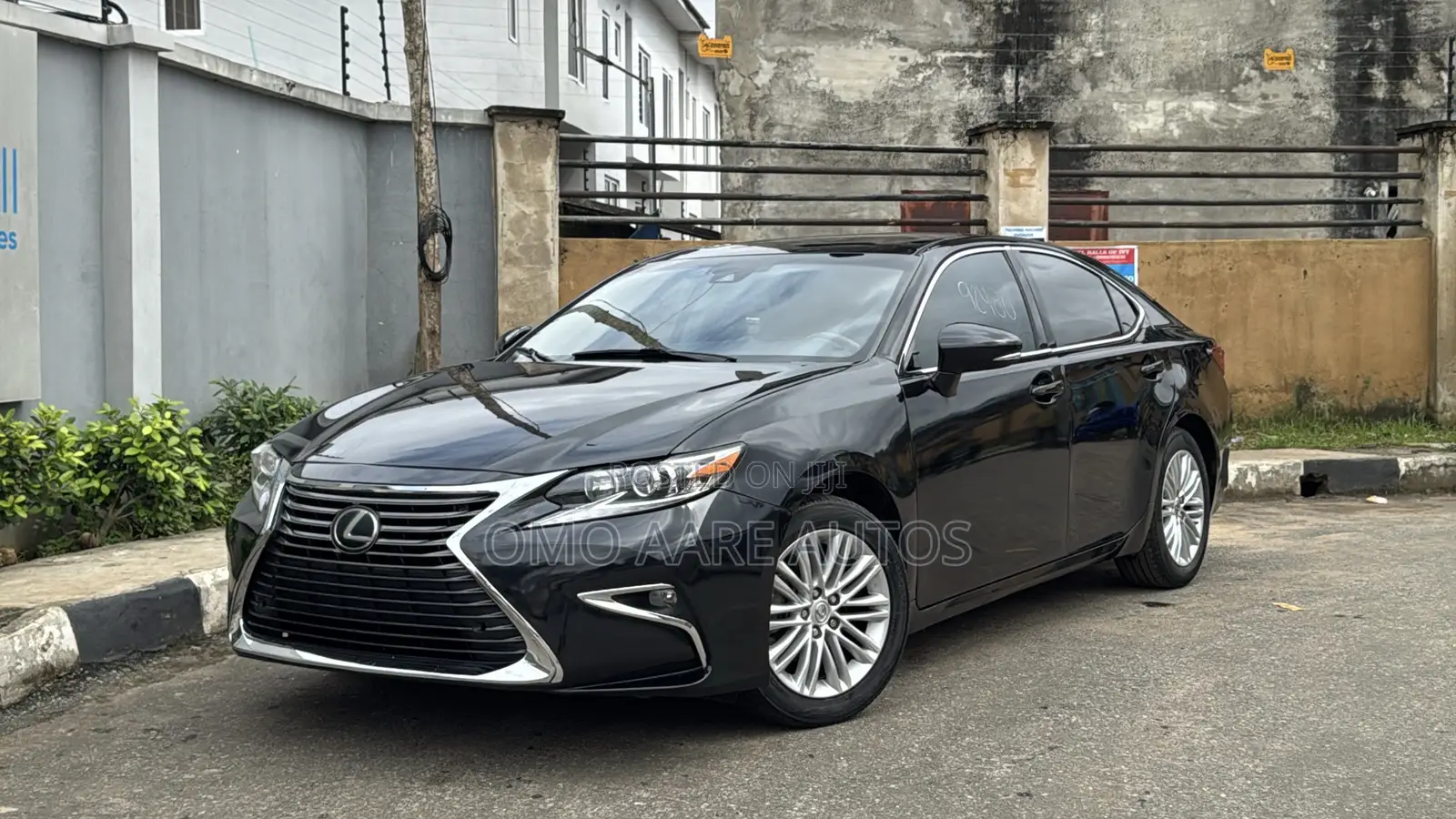 Lexus ES 2016 Black