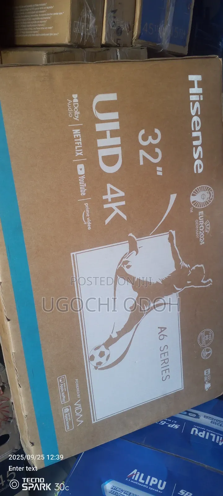 Hisense 32 Inches Frameless Smart