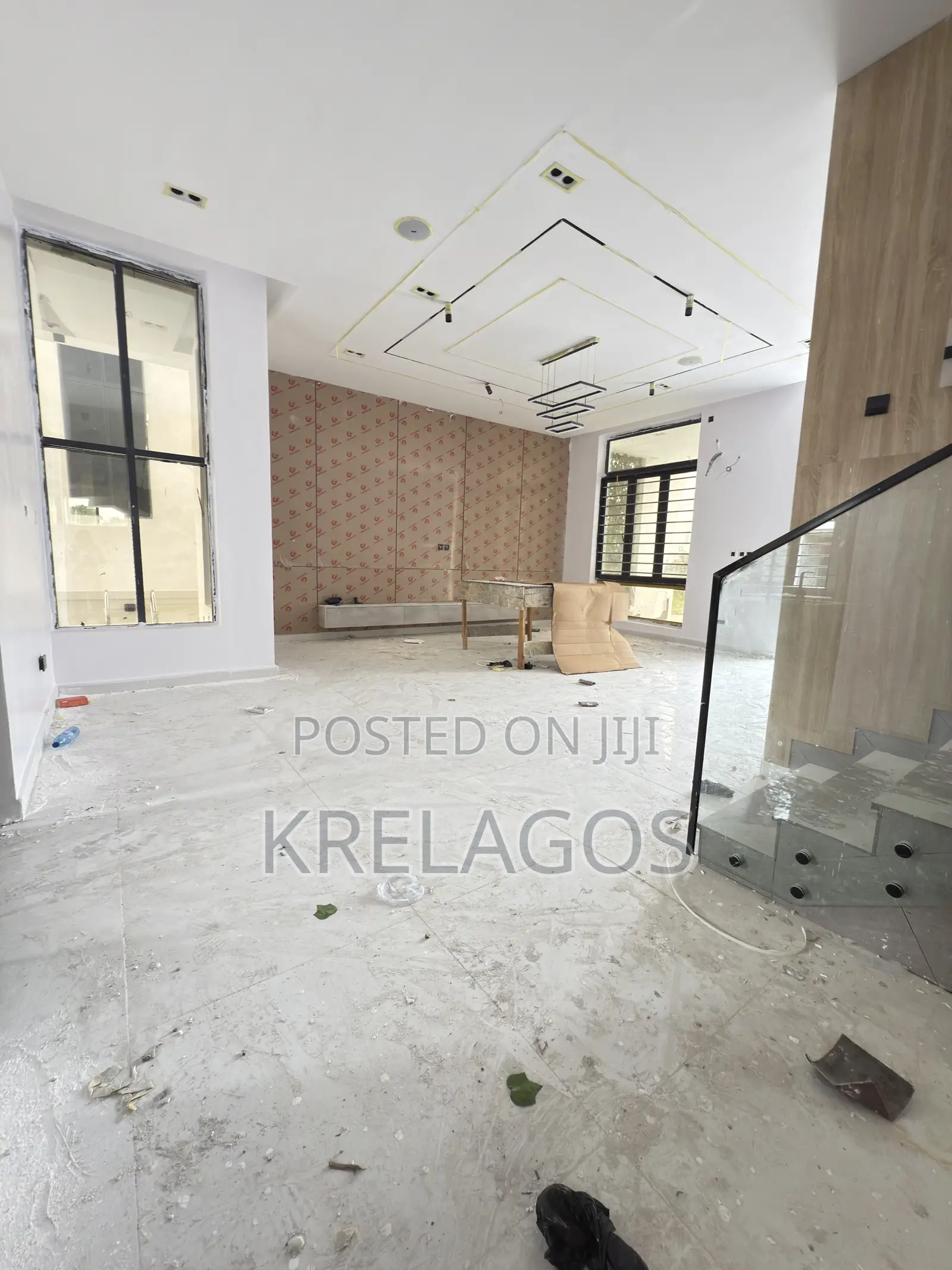 5bdrm Duplex in Chevron Toll Gate for sale