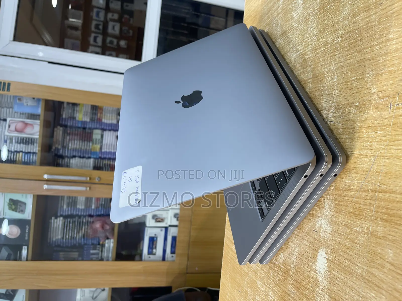 Laptop Apple MacBook Pro 2020 M1 8GB Apple M1 SSD 256GB