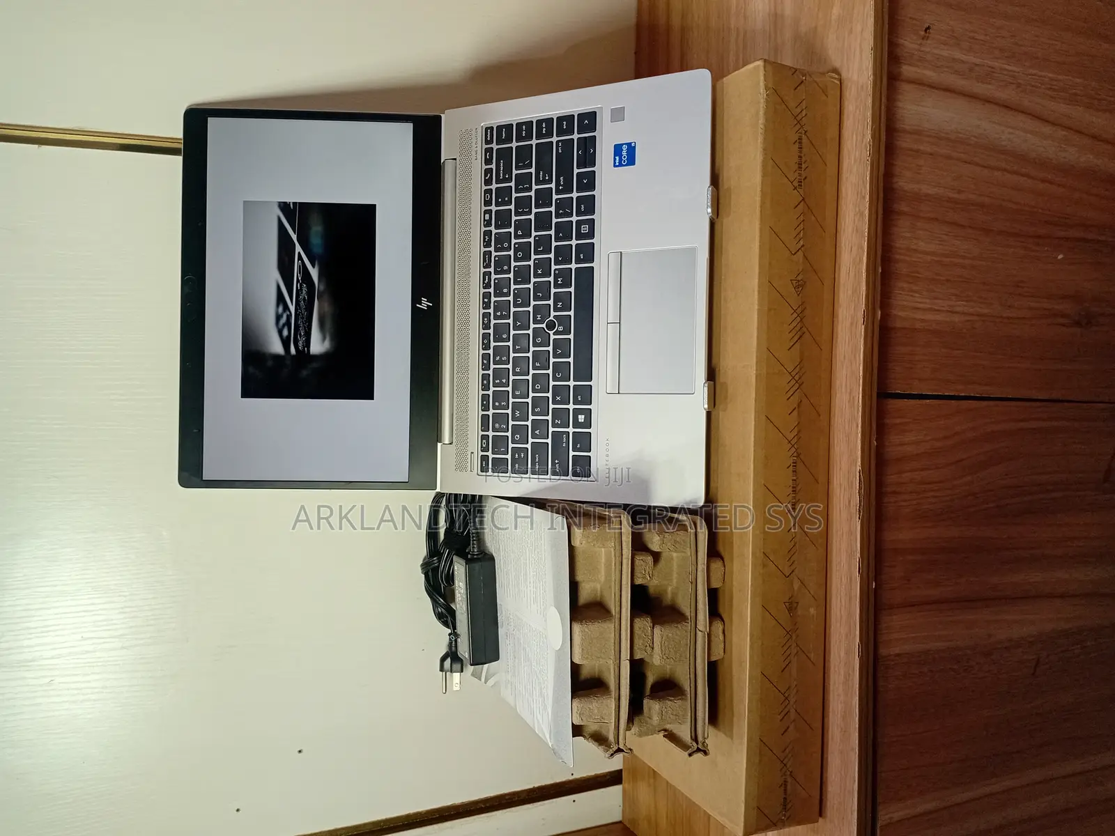 New Laptop HP EliteBook 8570P 32GB Intel Core i5 SSD 512GB