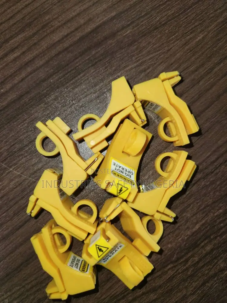 Mcb Mini Circuit Breaker Lockouts Ban-d88