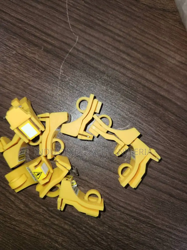 Mcb Mini Circuit Breaker Lockouts Ban-d88