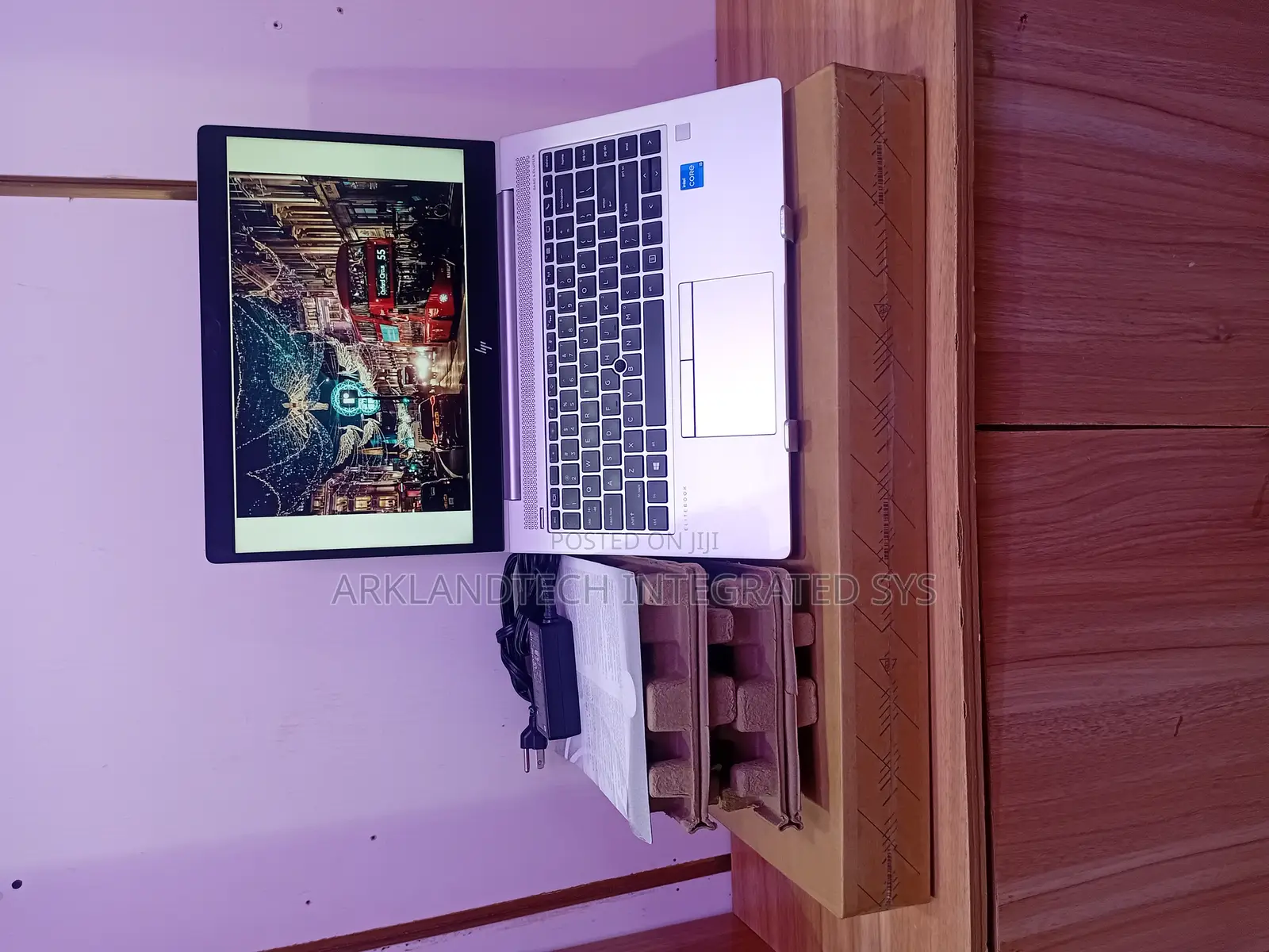 New Laptop HP EliteBook 840 G7 8GB Intel Core i5 SSD 256GB