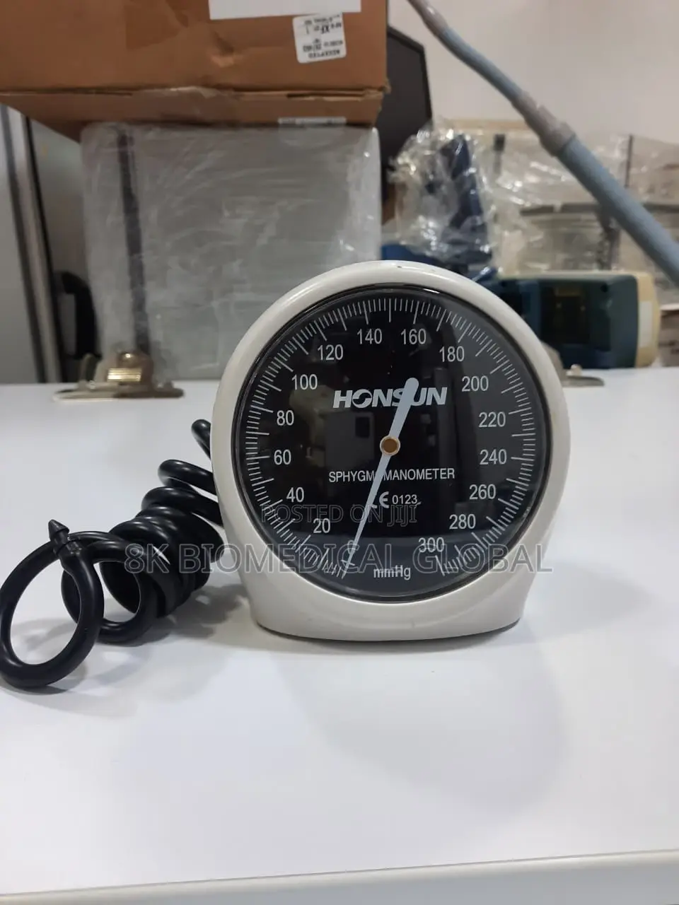 Honsun Hs-60e Aneroid Sphygmomanometer