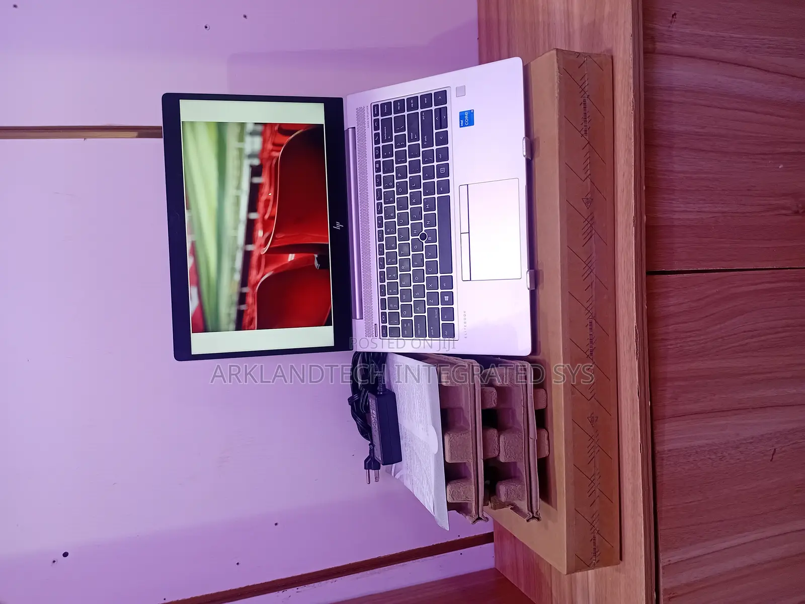 New Laptop HP EliteBook 840 G7 8GB Intel Core i5 SSD 512GB