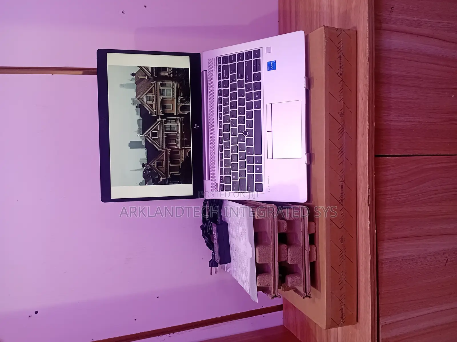 New Laptop HP EliteBook 840 G7 8GB Intel Core i5 SSD 512GB