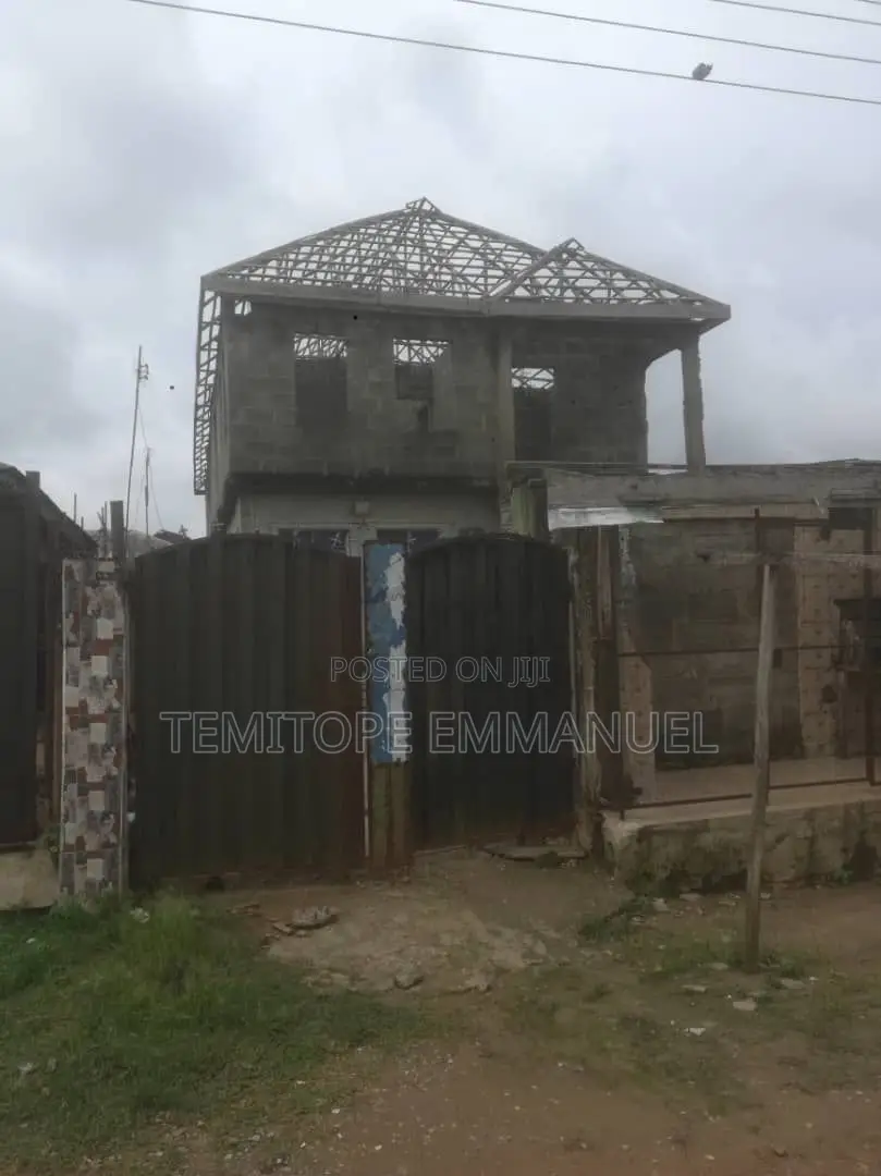 Furnished 10bdrm House in Command Ipaja for sale