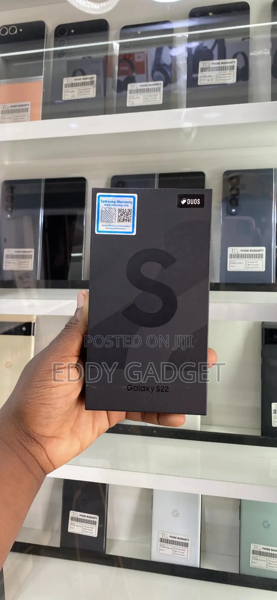 New Samsung Galaxy S22 5G 256 GB Black
