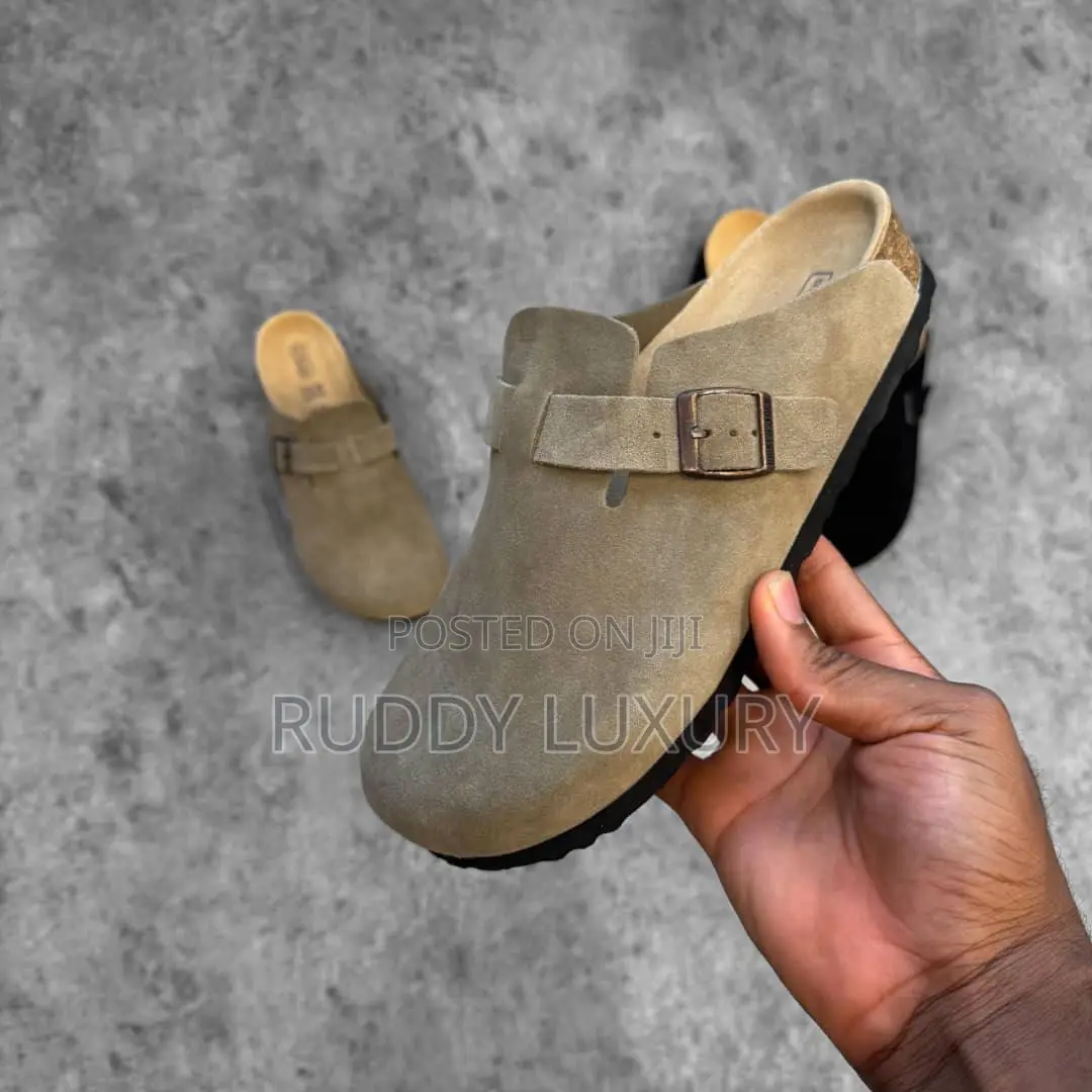Birkenstock Boston Soft Footbed Suede Clogs – Mink/Tan Brown