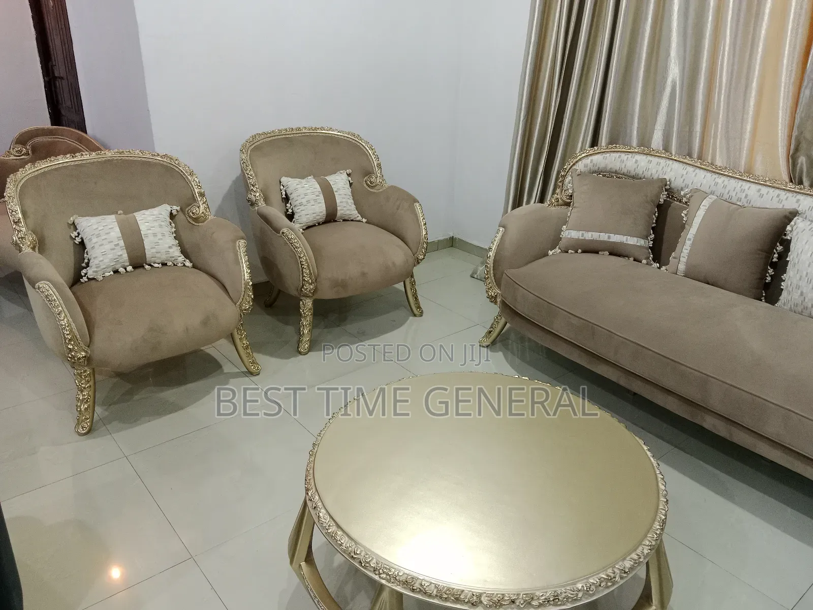 Exclusive Luxury Set of Sofa Chairs