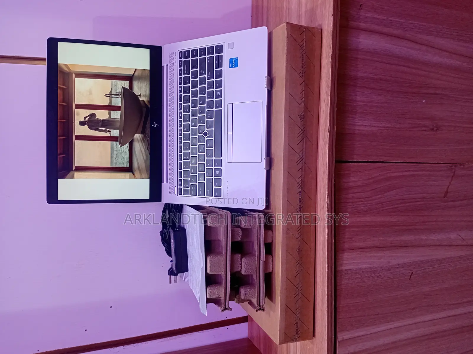 New Laptop HP EliteBook 840r G4 8GB Intel Core i5 SSD 512GB