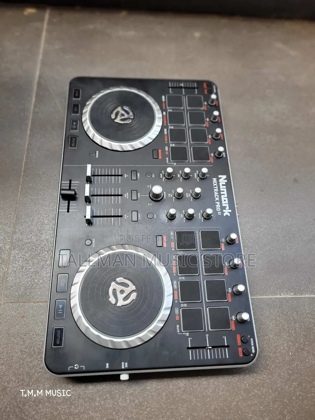 Numark Mixtrack Pro Ii