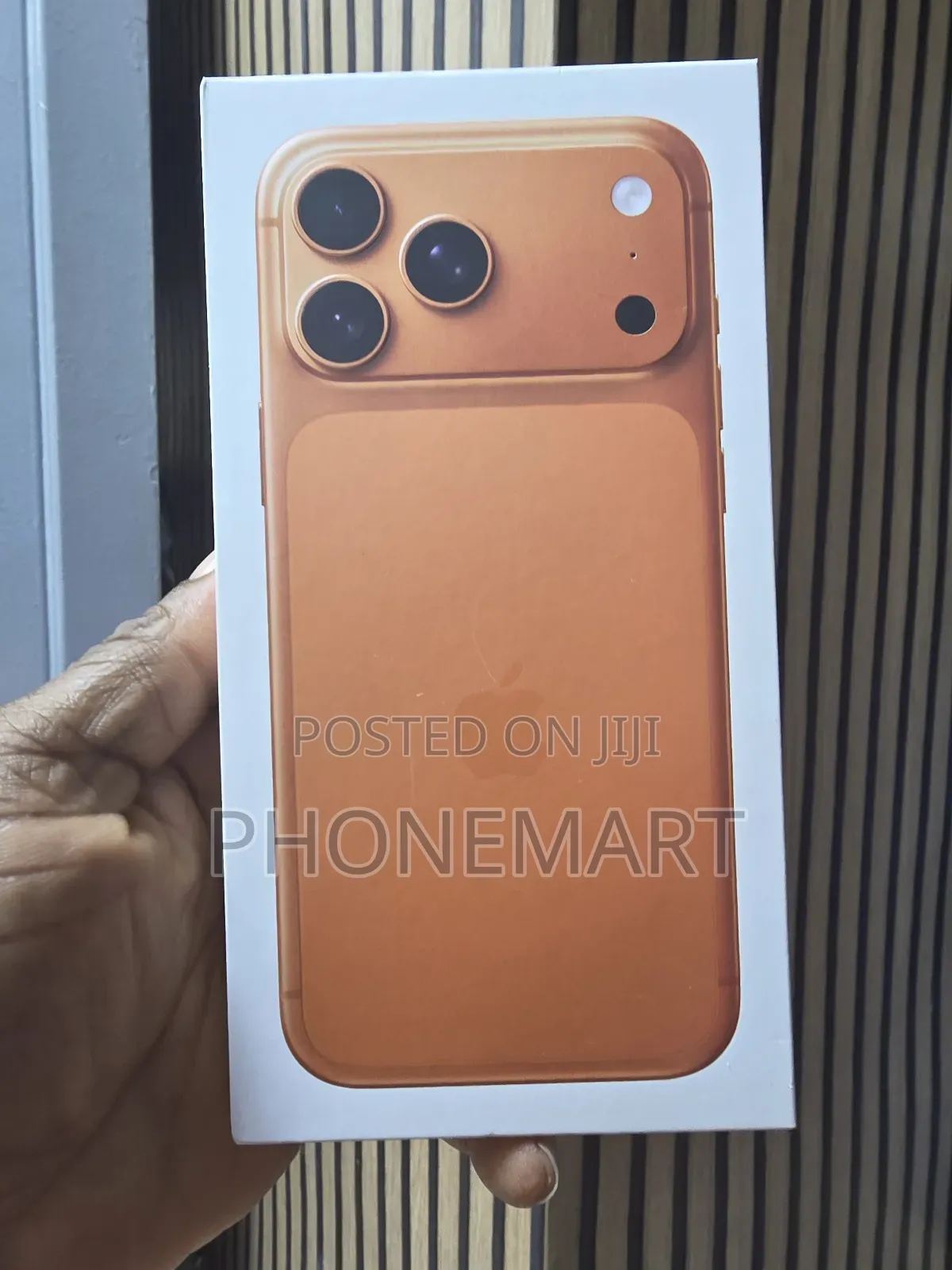 New Apple iPhone 17 Pro Max 1 TB Orange