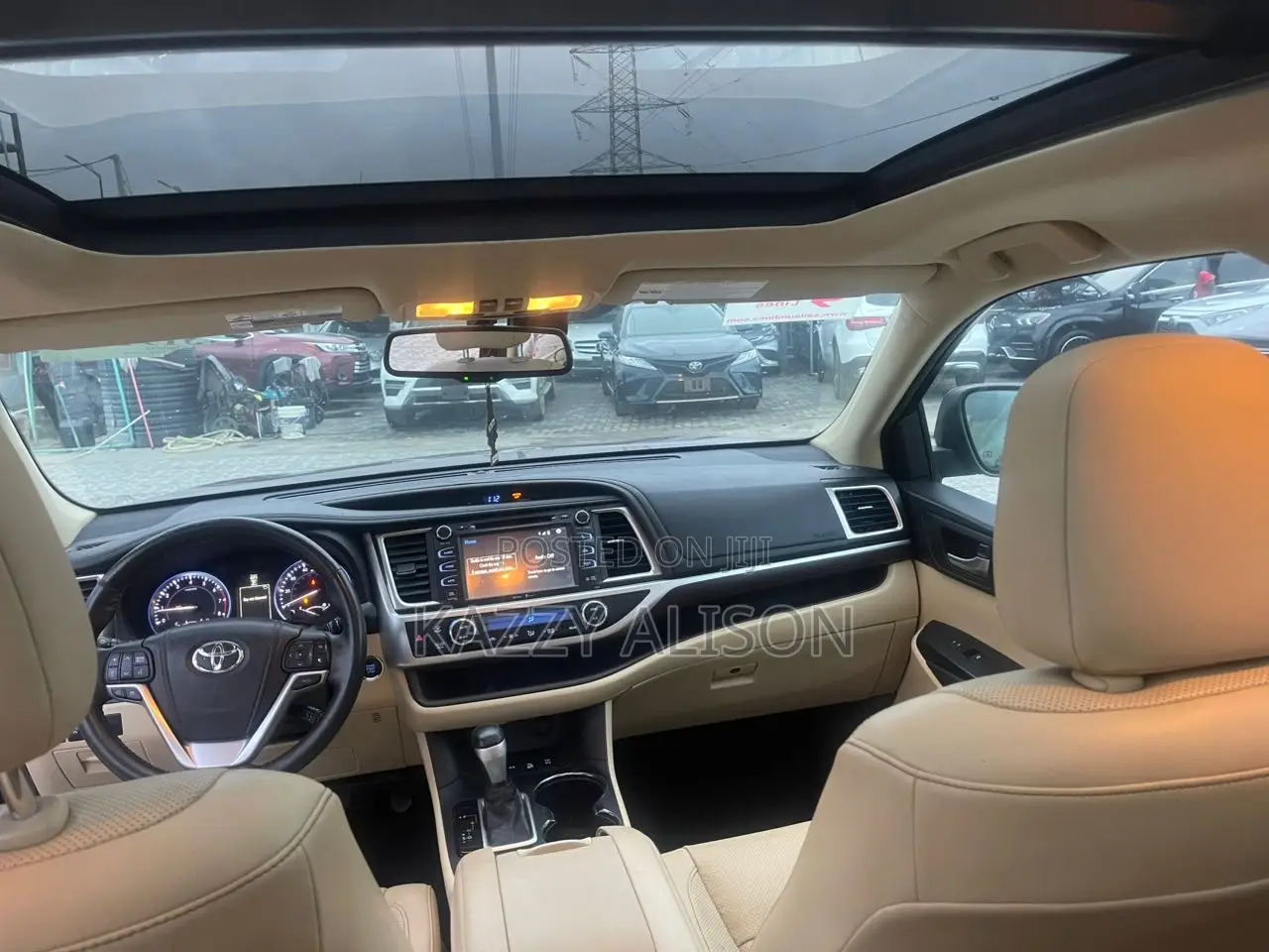 Toyota Highlander Limited Platinum 4dr SUV AWD (3.5L 6cyl 6A) 2015