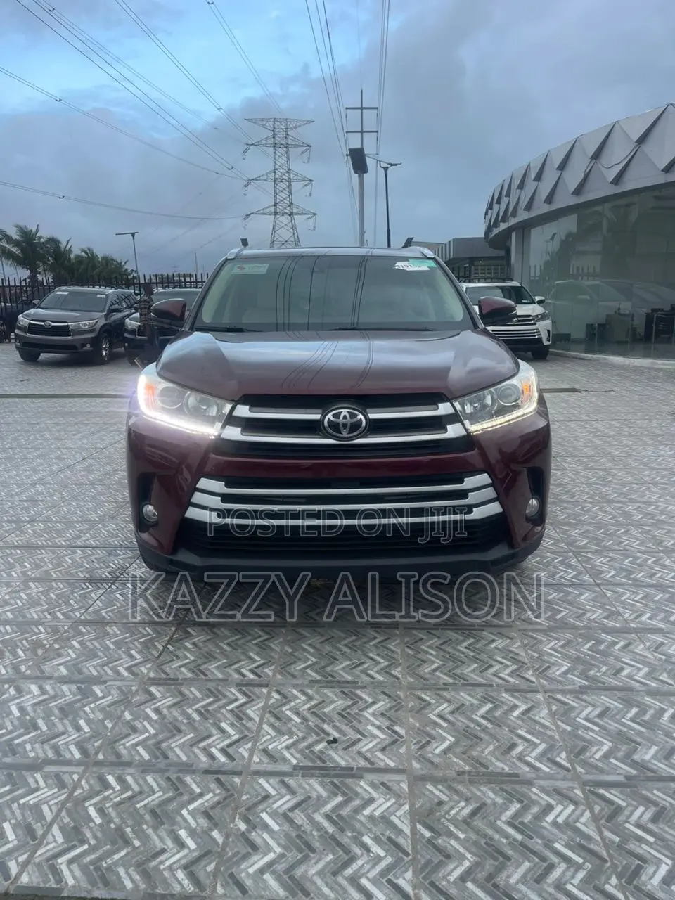 Toyota Highlander Limited Platinum 4dr SUV AWD (3.5L 6cyl 6A) 2015