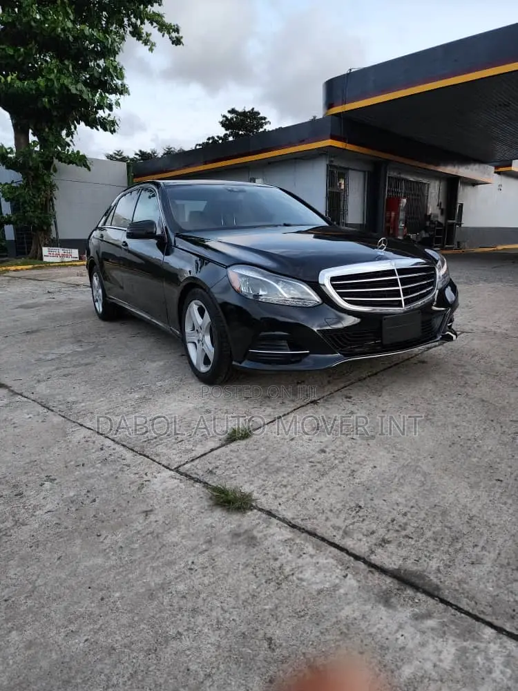 Mercedes-Benz E350 Base 4Matic Sedan AWD (3.5L 6cyl 7A) 2014 Black