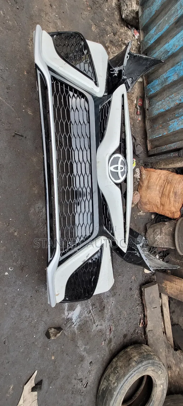 Complete Front Bumper Camry 2020