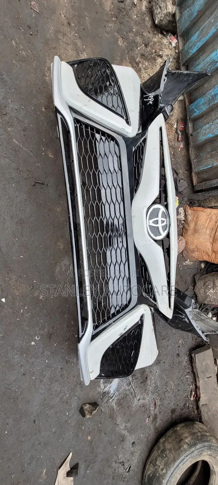 Complete Front Bumper Camry 2020