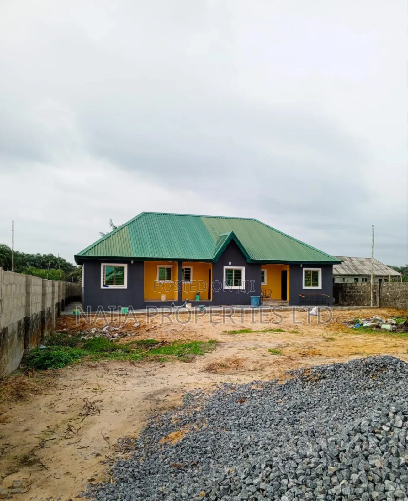 1bdrm Block of Flats in Ibeju-Agbe for sale