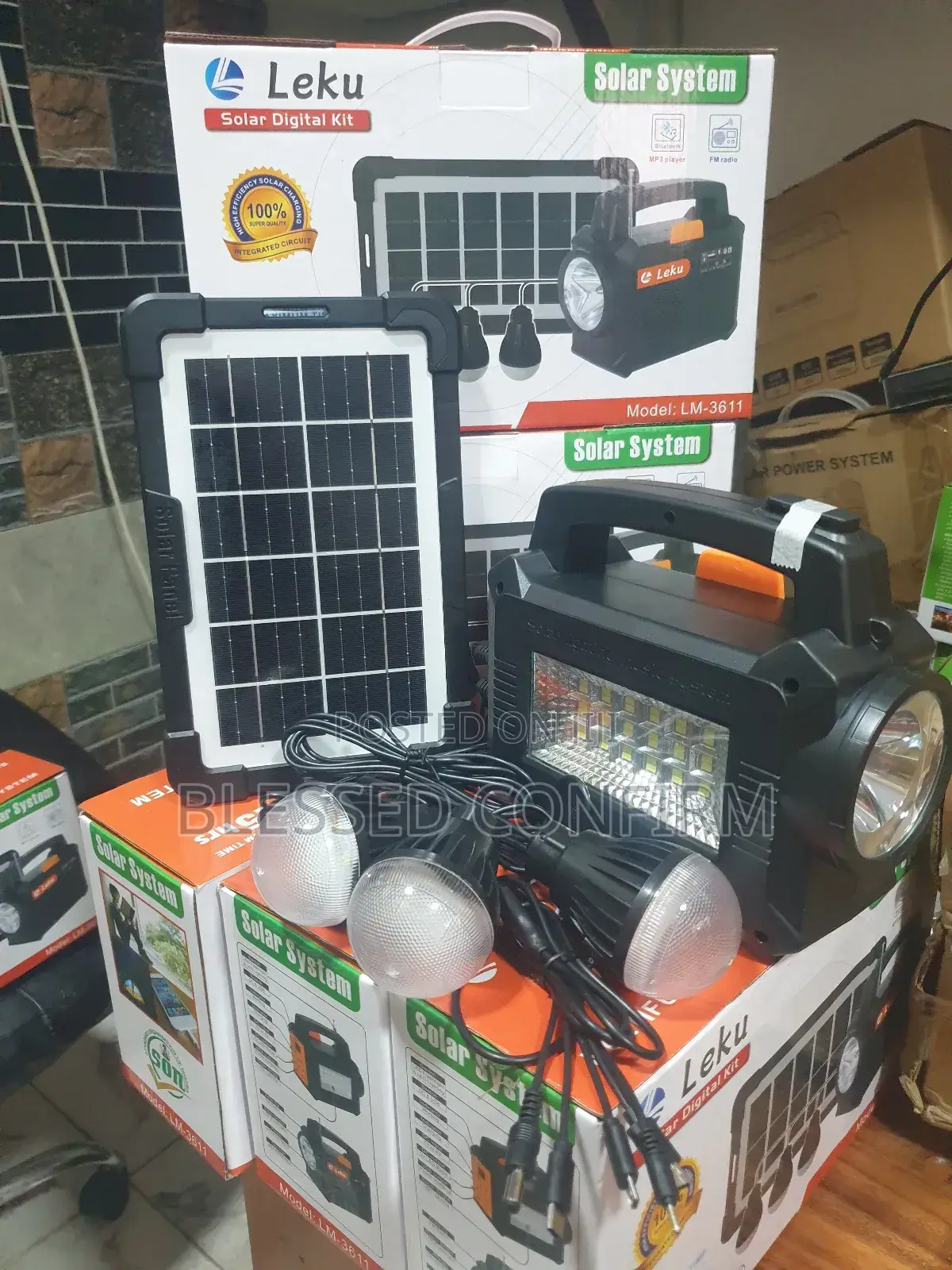 Powerful Multifunction Solar Kit and Speaker With 3bulb