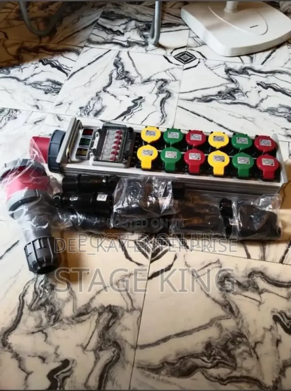 Power Distribution Box 12 Channel