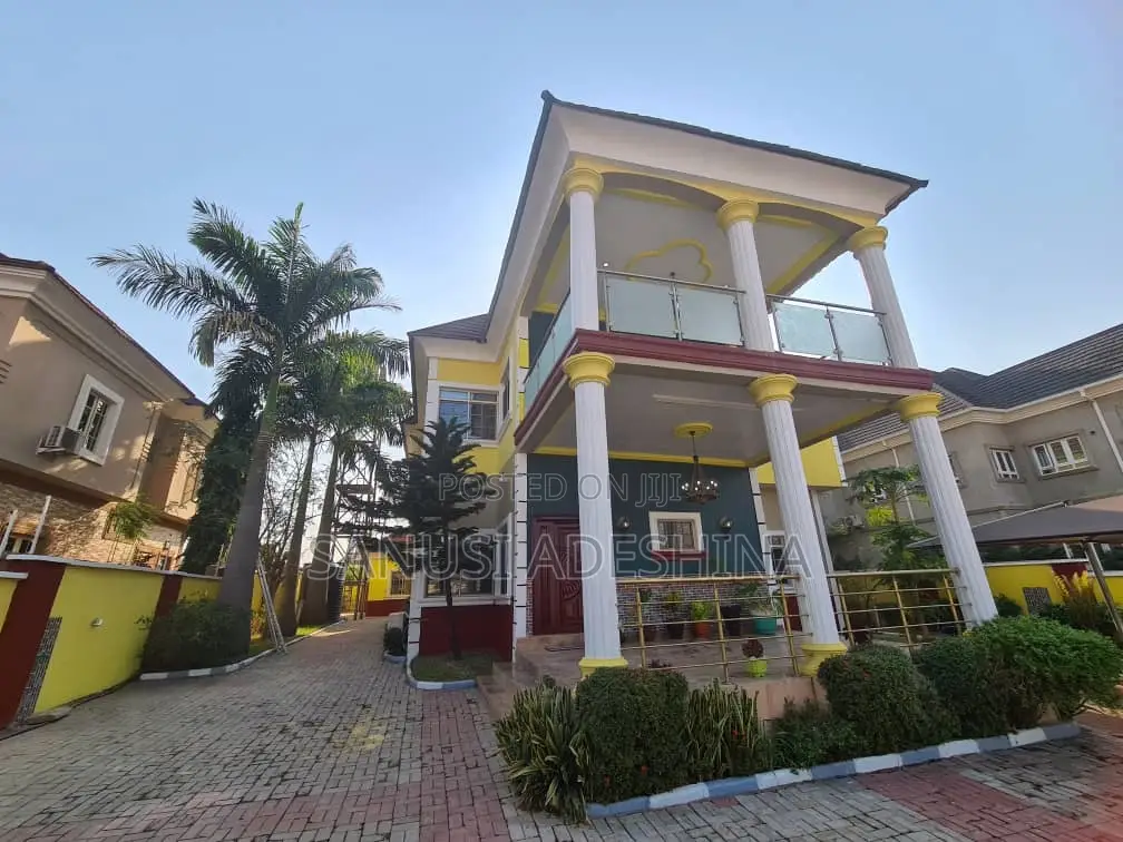 6bdrm House in Gwarimpa Estate,Fct for sale
