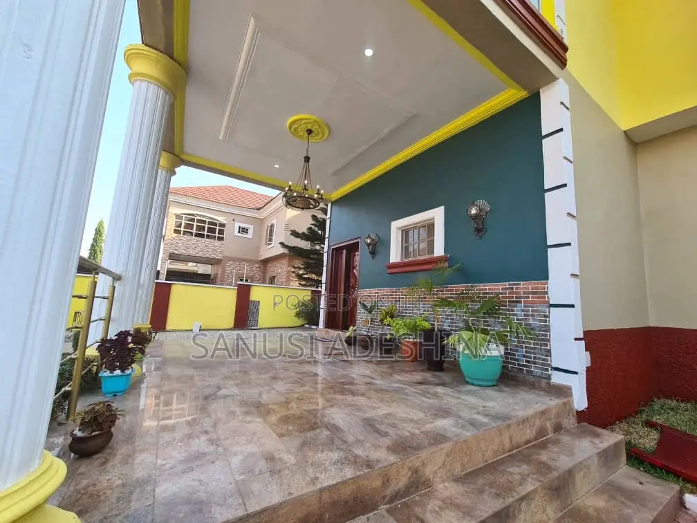 6bdrm House in Gwarimpa Estate,Fct for sale