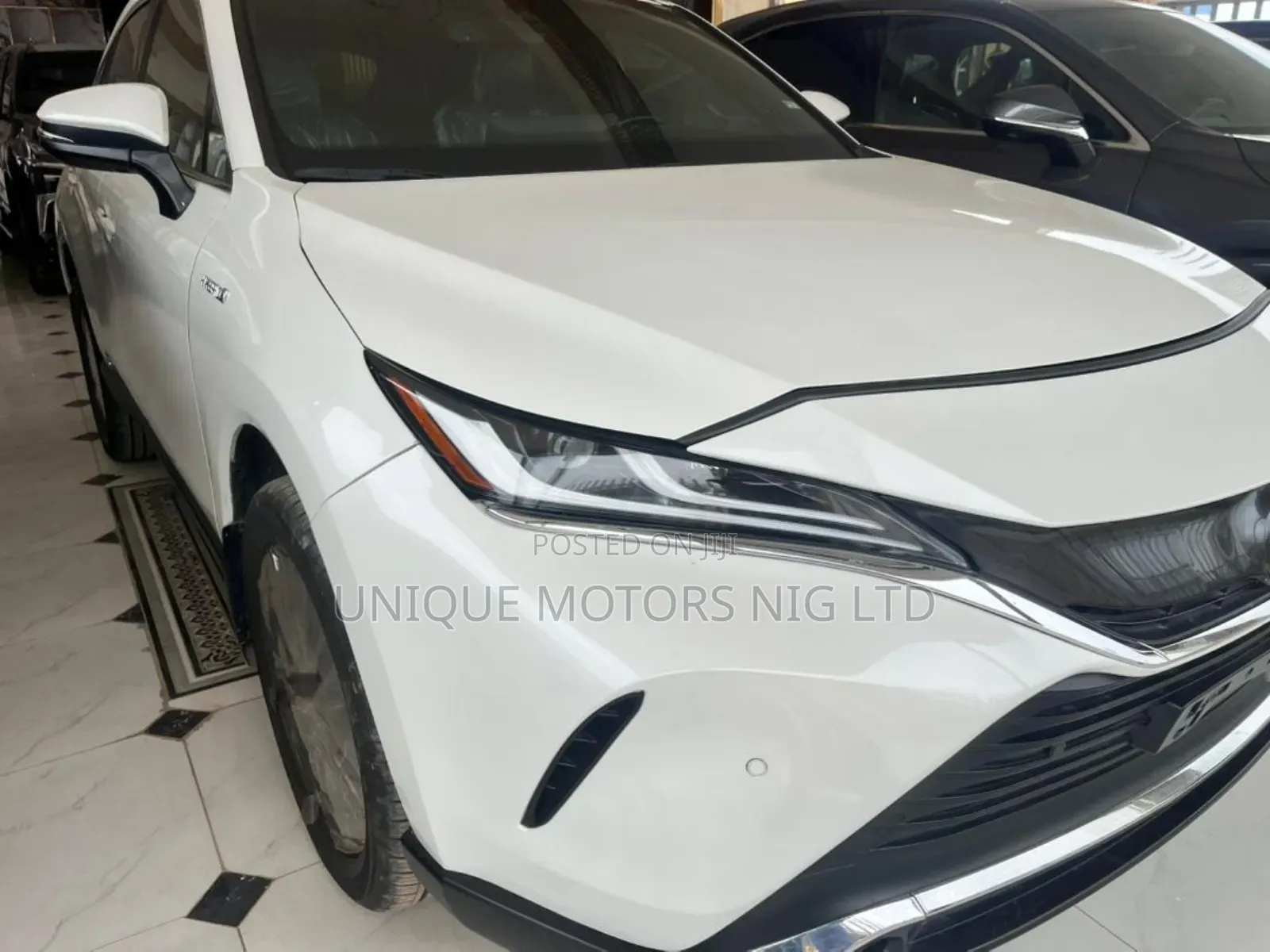 Toyota Venza Limited AWD 2023 White