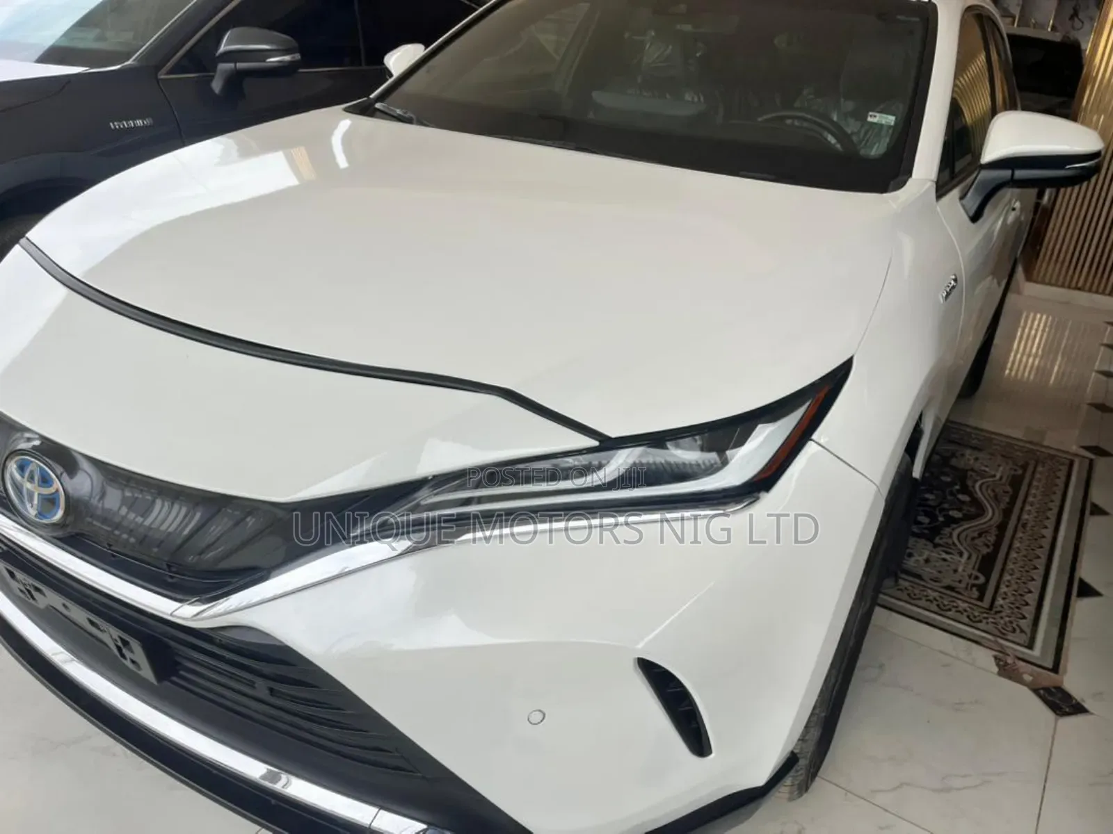 Toyota Venza Limited AWD 2023 White
