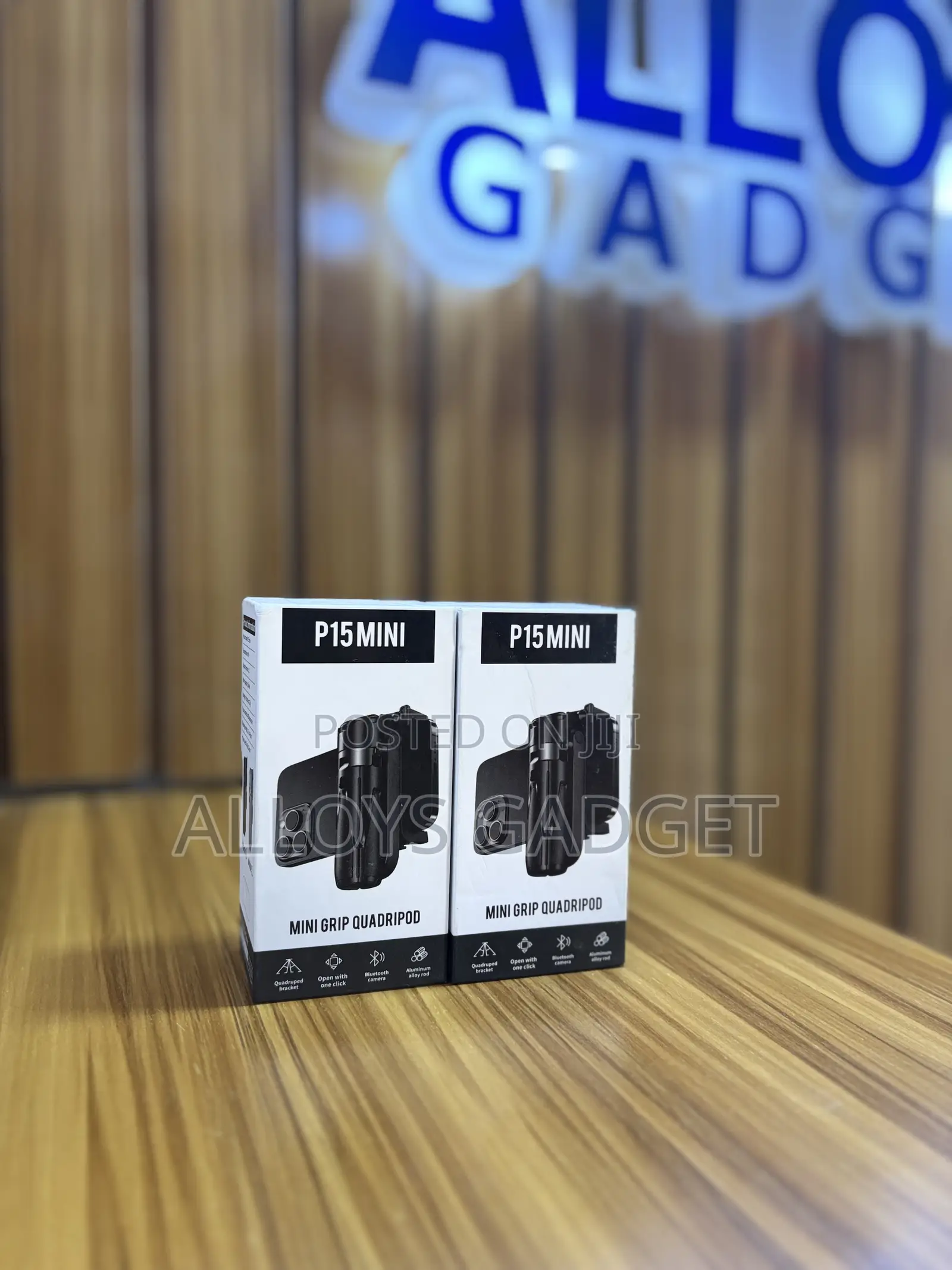 P15 Mini Grip Quadripod