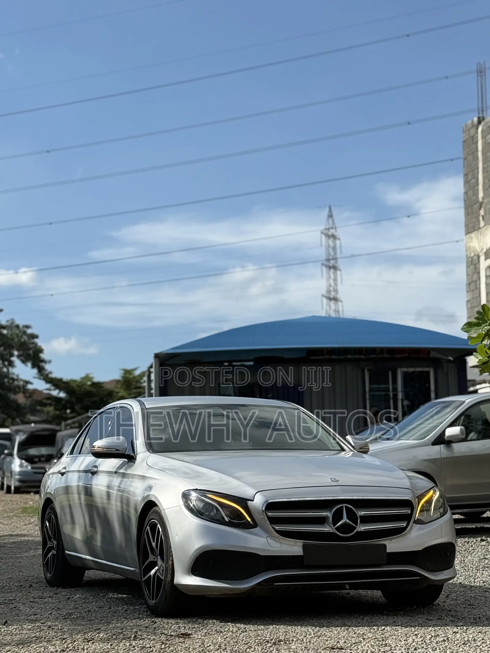 Mercedes-Benz E300 Base RWD Sedan (2.0L 4cyl 9A) 2017 Silver