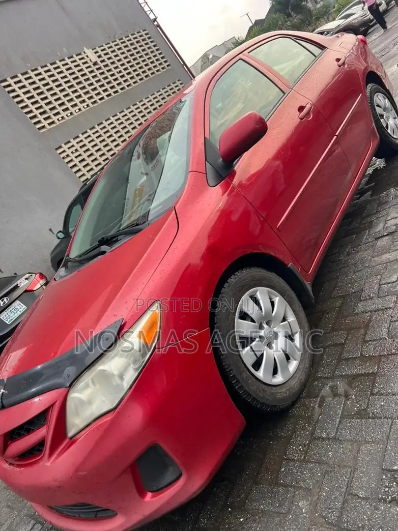 Toyota Corolla 2012 Red