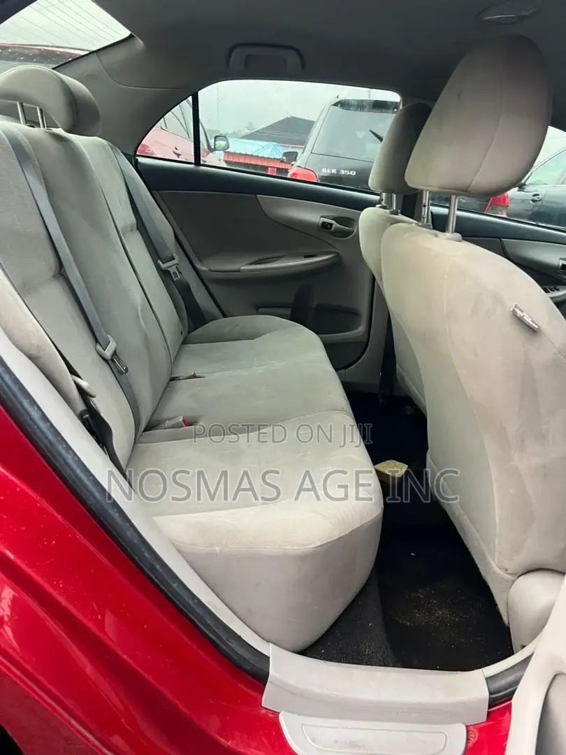 Toyota Corolla 2012 Red