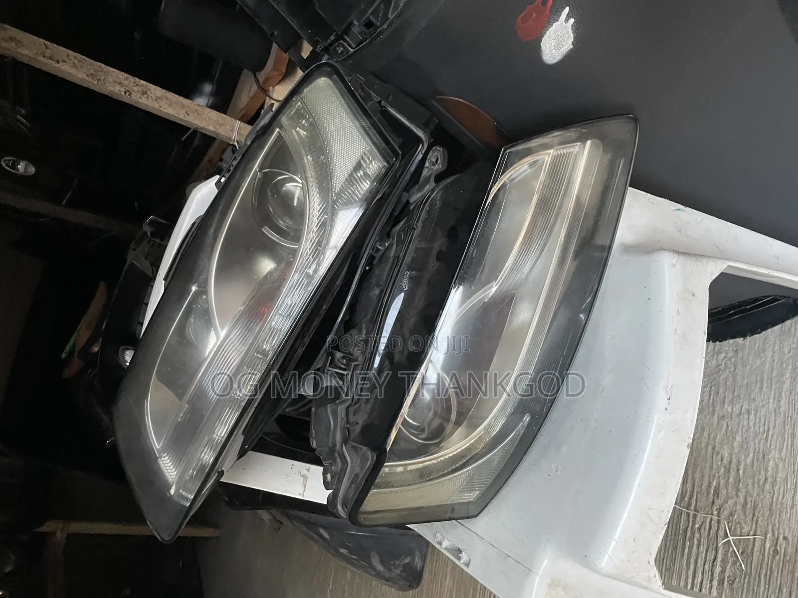 Headlamp Audi A5 2010