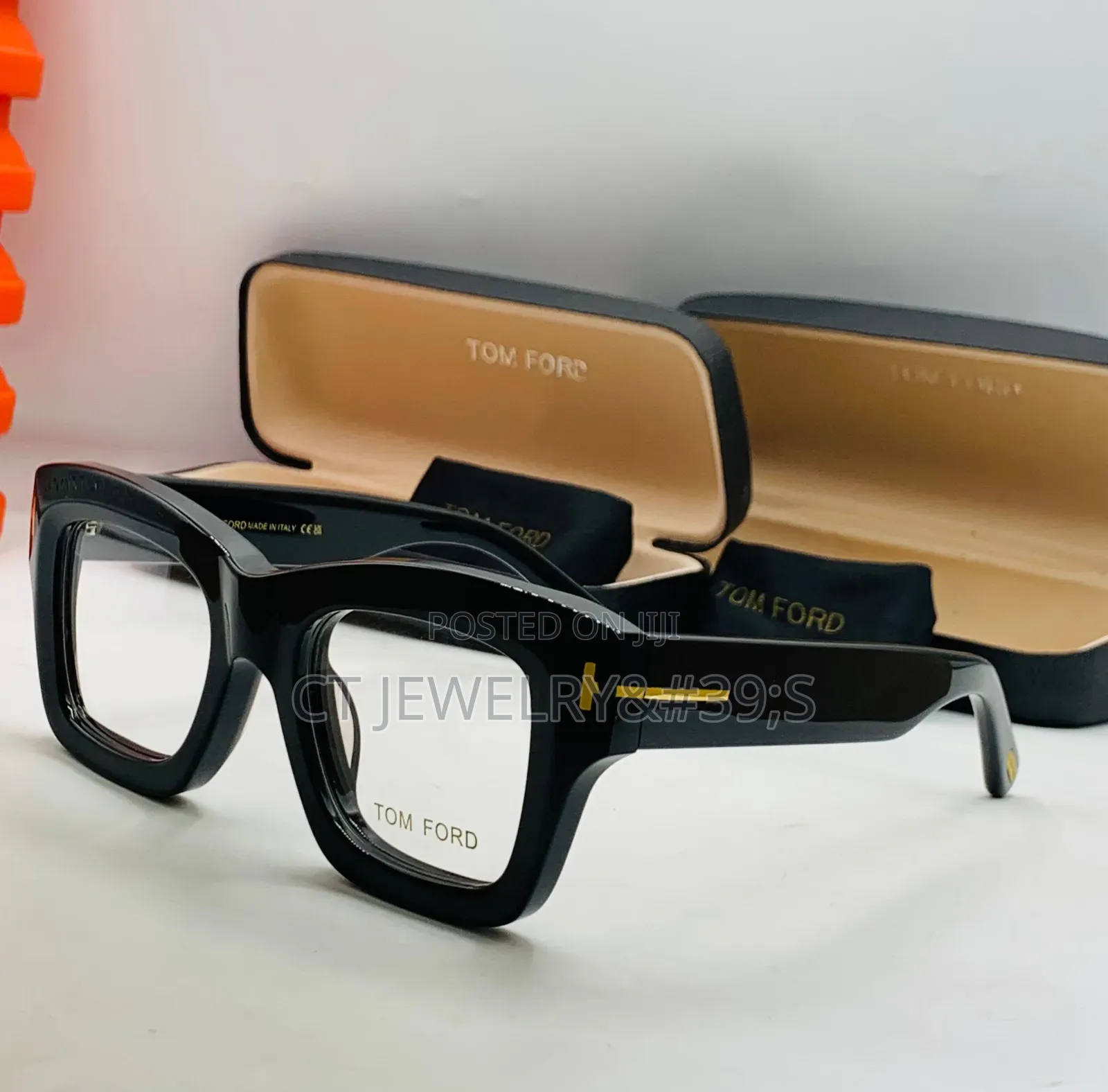 Nice Shades For The Fashionable 🔥 Collections Off-white & Tom Ford