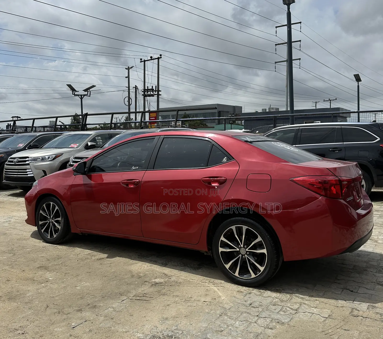 Toyota Corolla SE (1.8L 4cyl 6M) 2018 Red