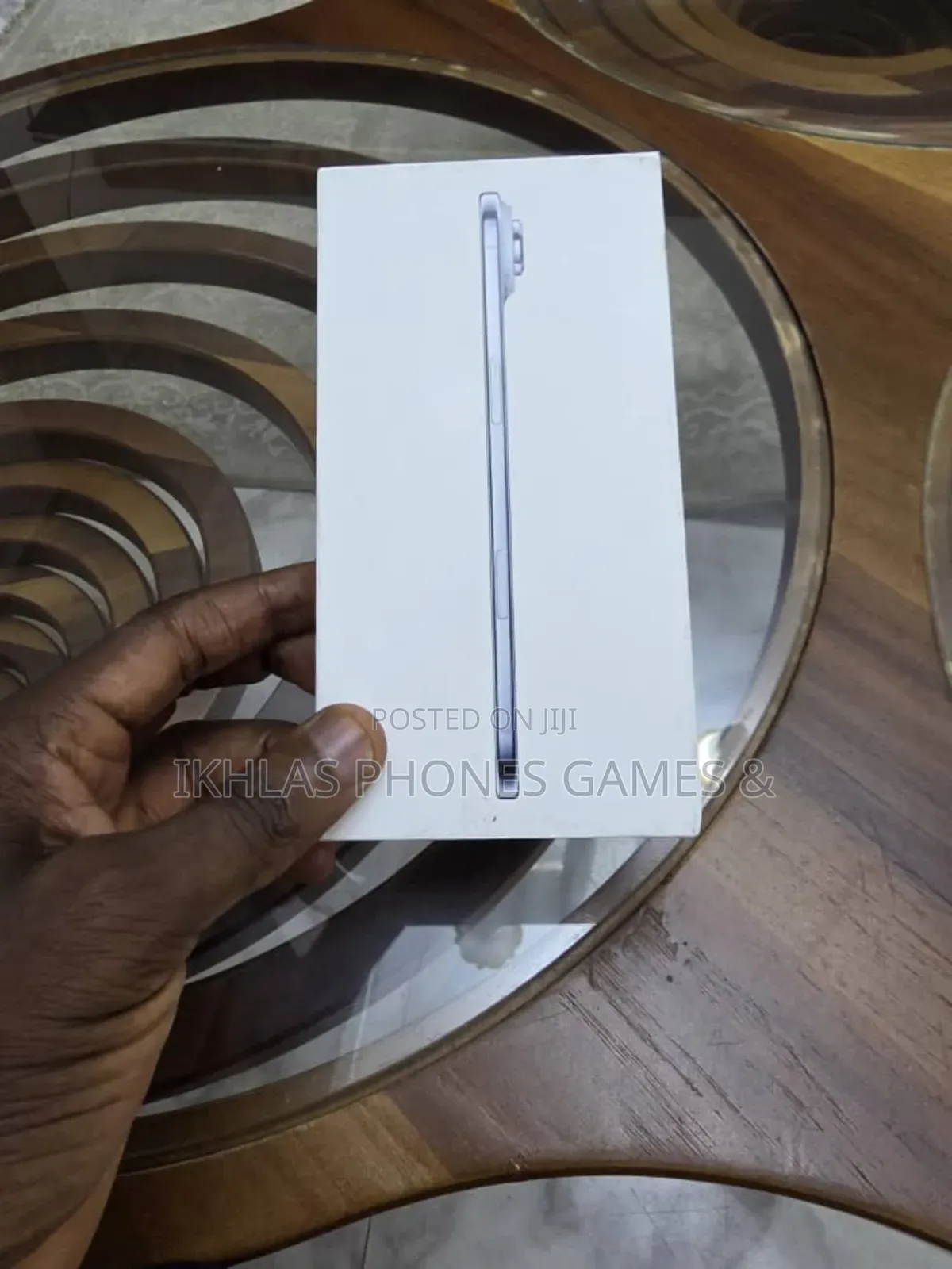 New Apple iPhone 17 512 GB Silver