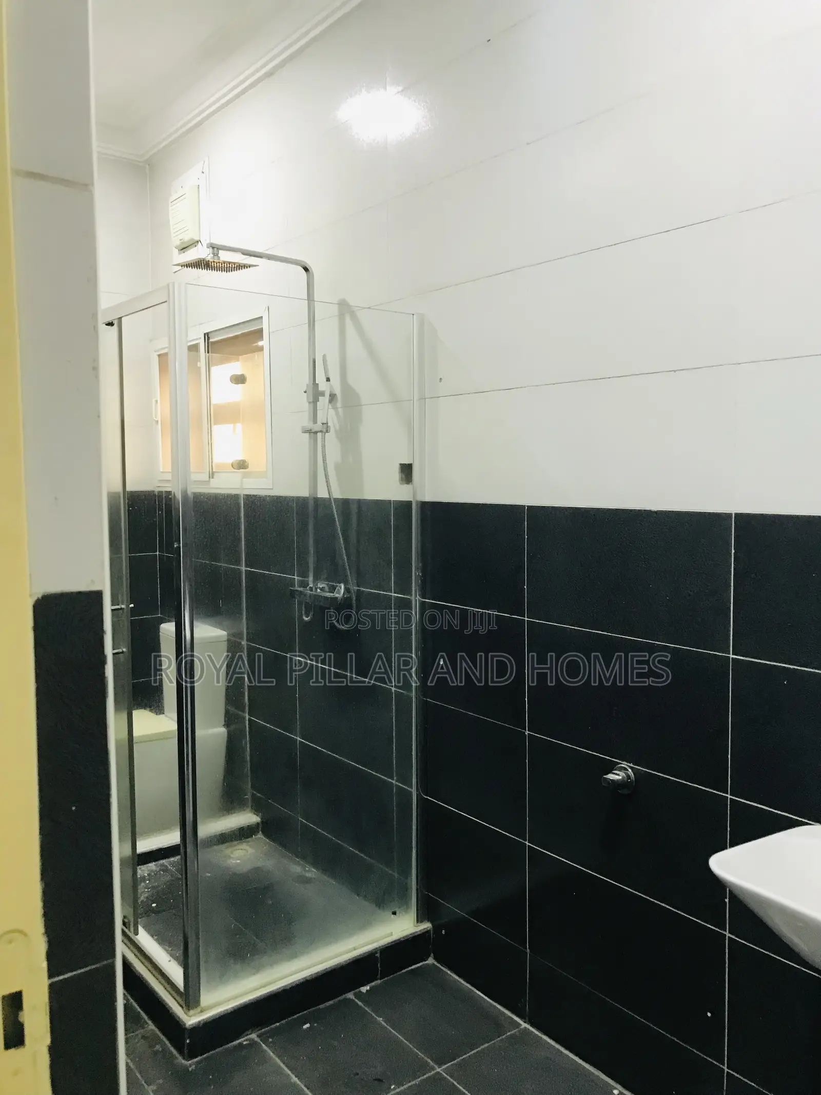 4bdrm Townhouse / Terrace in Mabuchi, Mabushi for rent