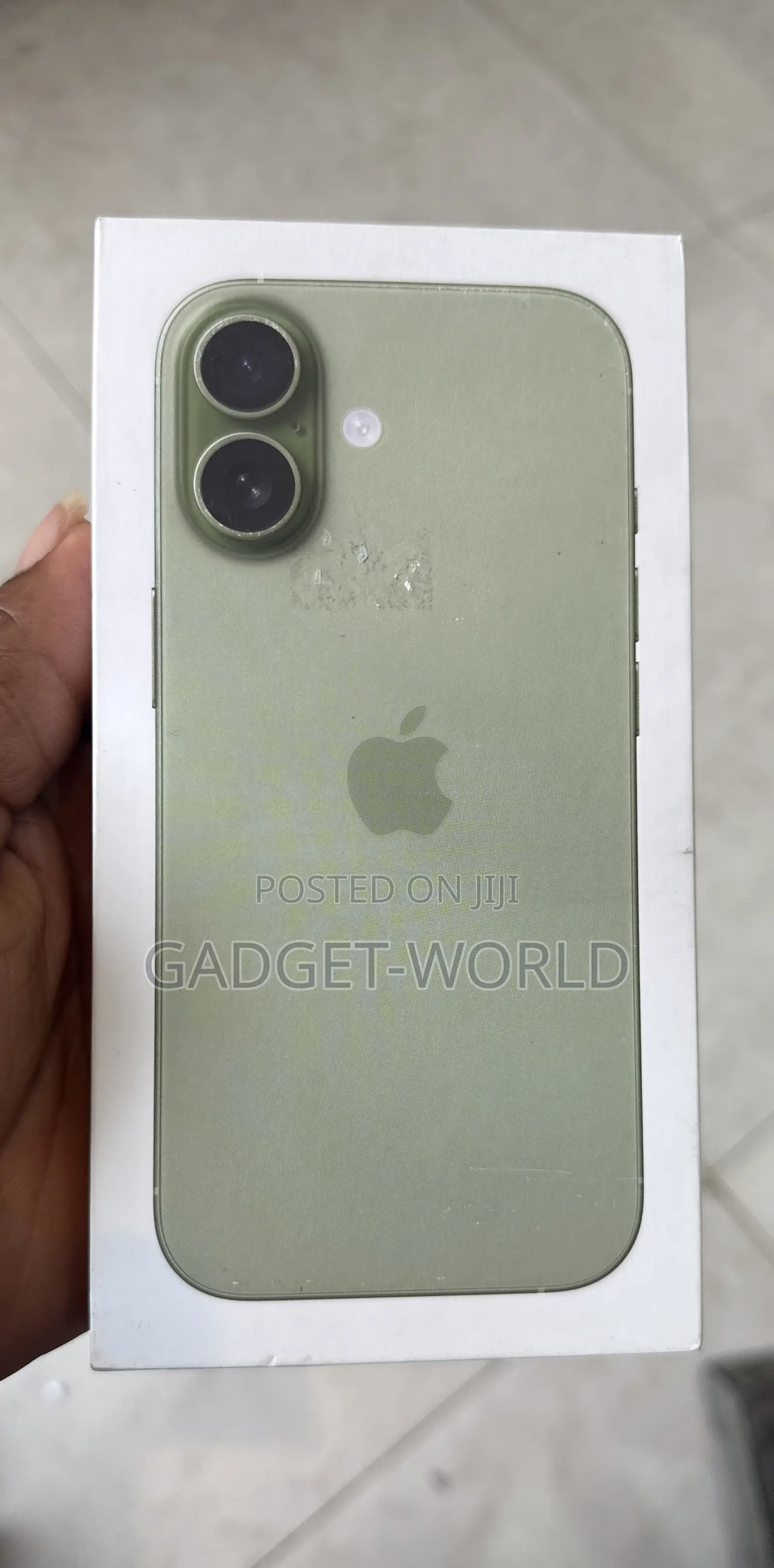 New Apple iPhone 17 256 GB Green