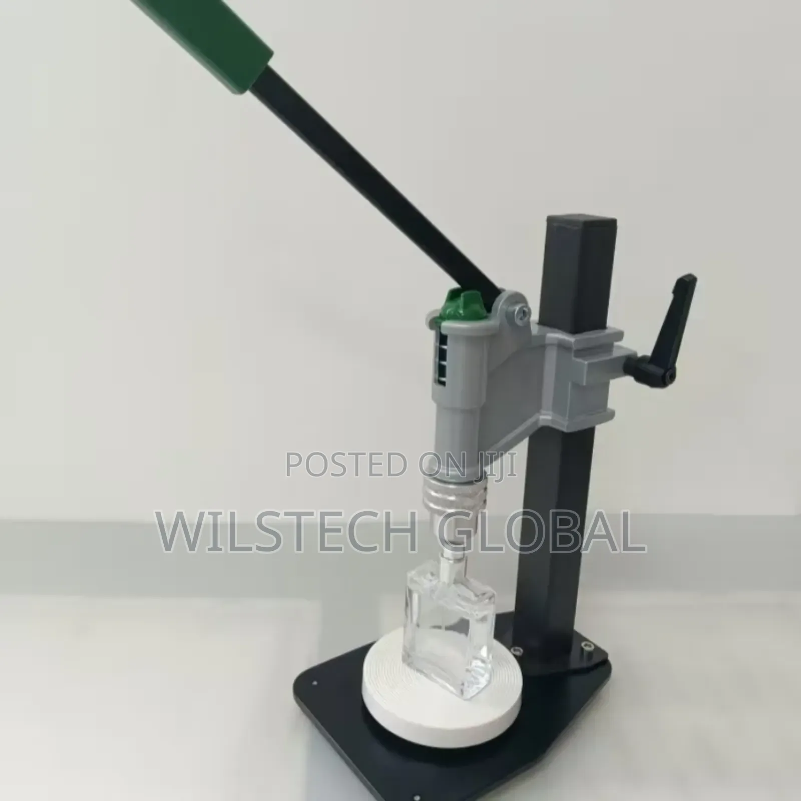 Manual Perfume Bottle Capping Machine