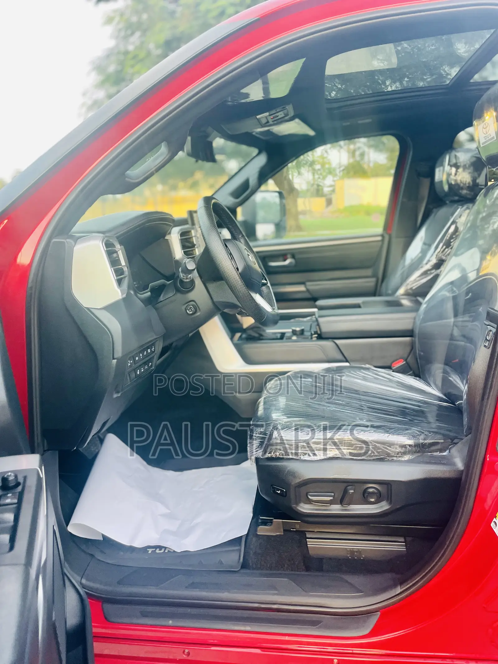 Toyota Tundra 2023 Red